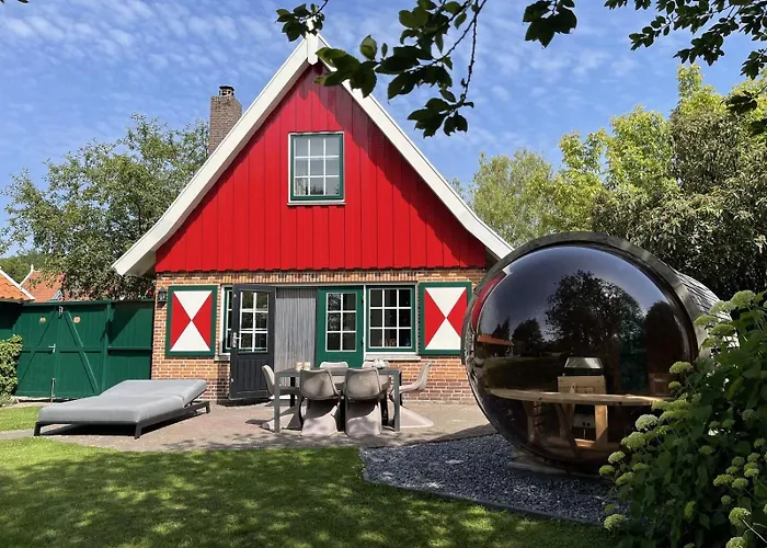 De Appelbloesem 6-persoons met overdekte hottub, barrelsauna, lounge, wifi